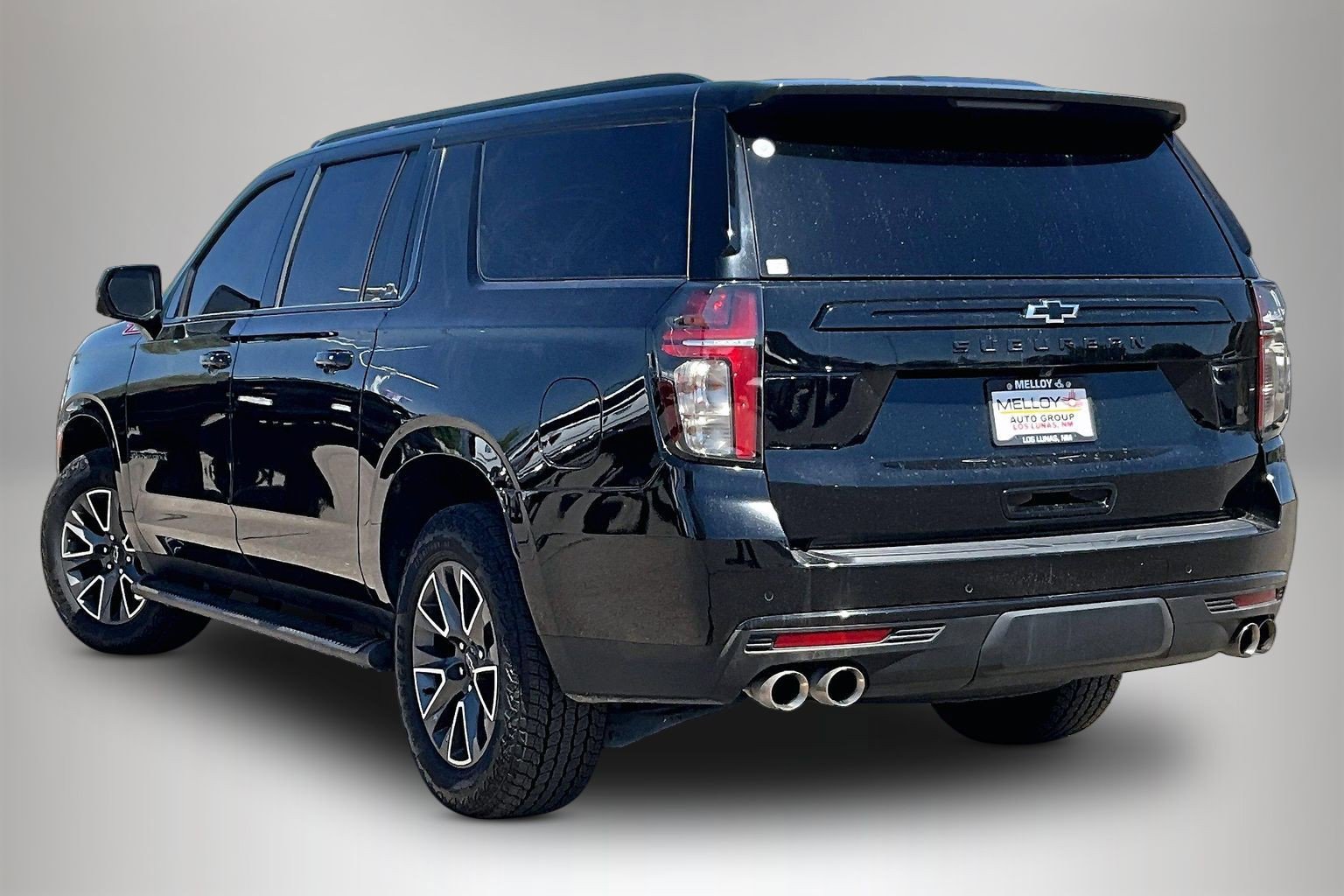 Used 2023 Chevrolet Suburban Z71 w/ Z71 Off-Road Package AWD/4WD image 4