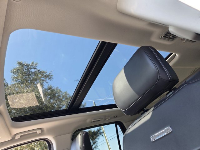Certified 2025 Ford Expedition Platinum AWD/4WD image 23