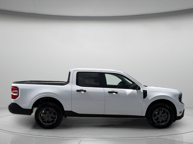 Certified 2025 Ford Maverick XLT FWD image 2