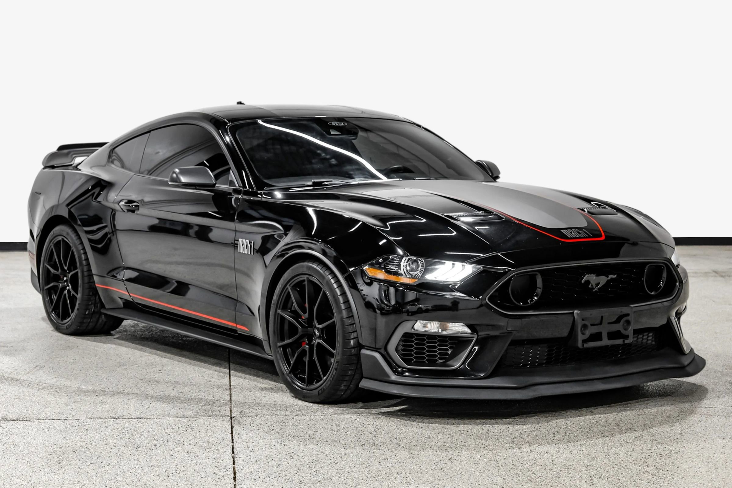 Used 2021 Ford Mustang Mach 1 w/ Mach 1 Handling Package RWD image 4