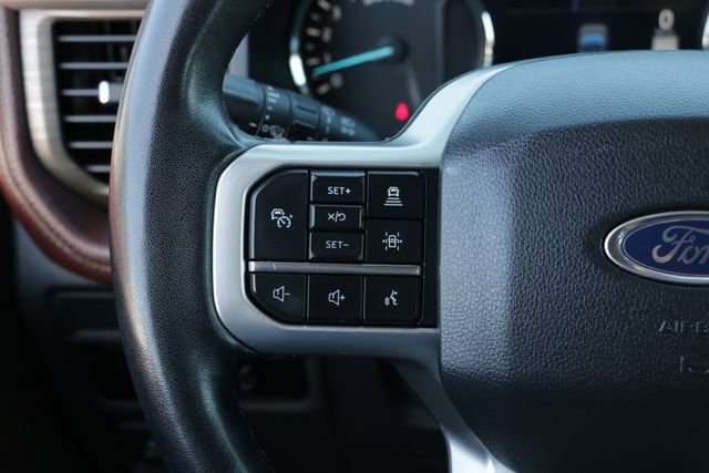 Used 2024 Ford Expedition Limited image 14