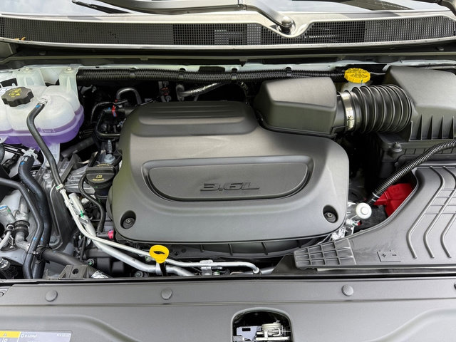 New 2026 Chrysler Voyager LX image 10