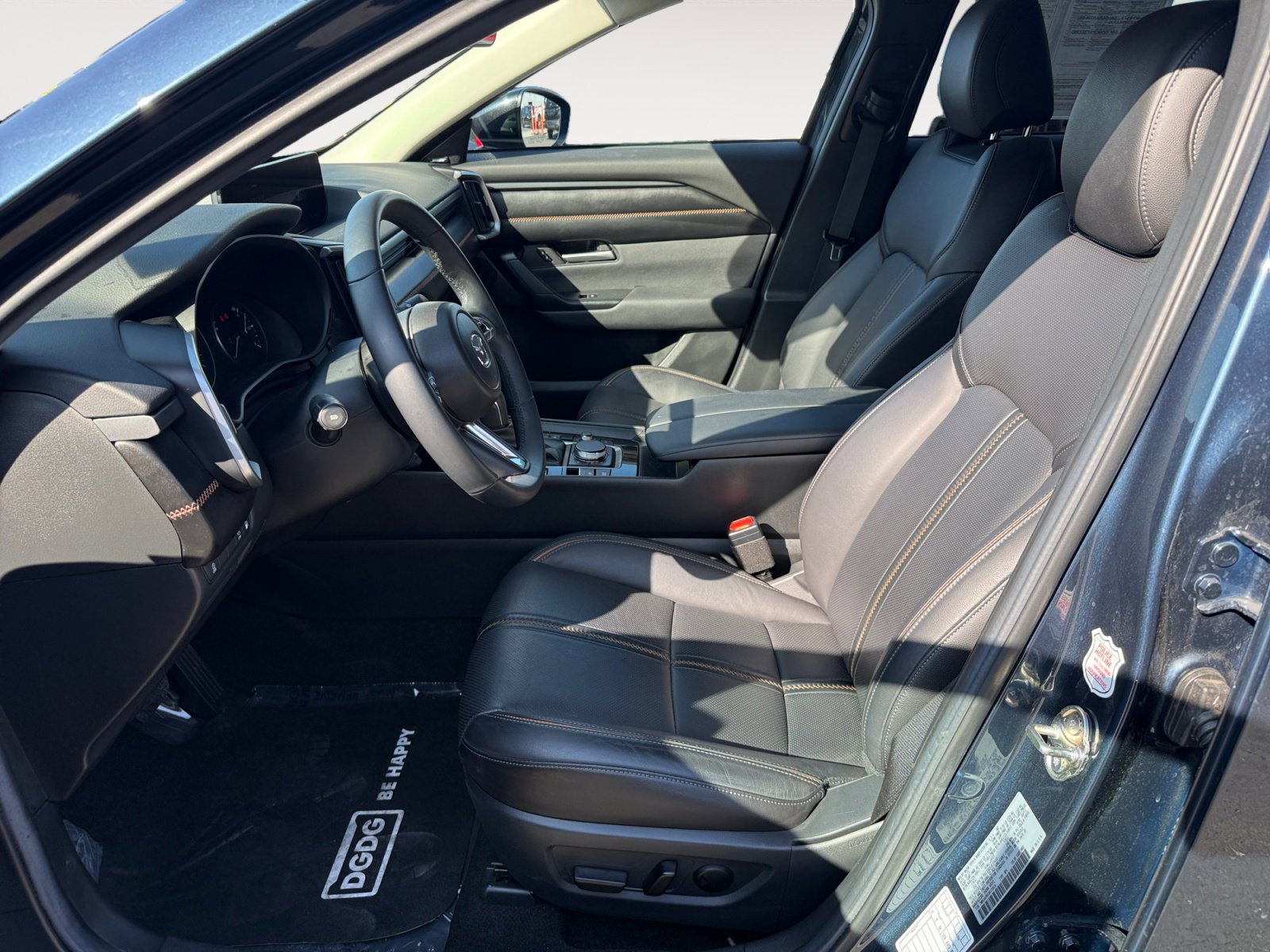 Used 2025 MAZDA CX-50 AWD 2.5 Hybrid w/ Premium Pkg image 10