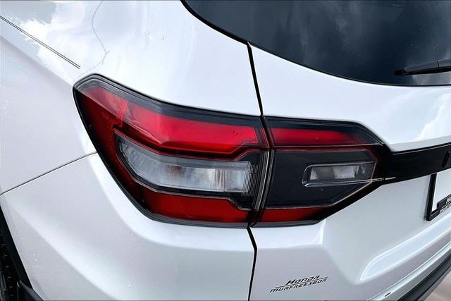 Certified 2025 Honda Pilot Touring image 22