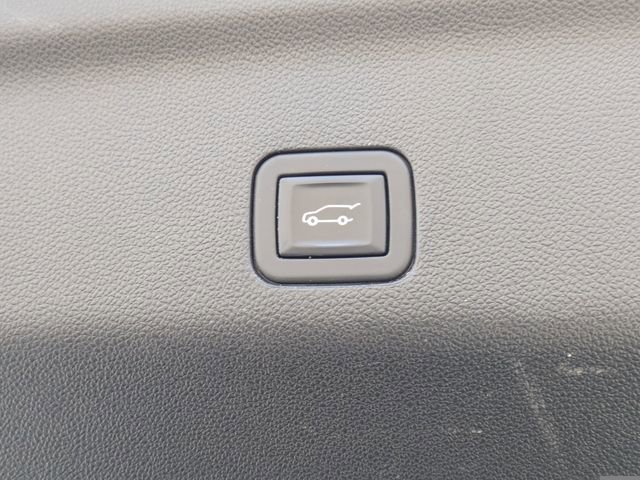 Used 2024 GMC Yukon XL SLT image 15