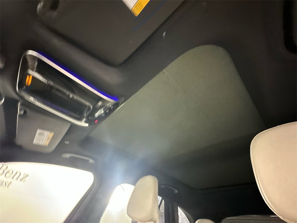 Certified 2024 Mercedes-Benz GLC 300 image 32