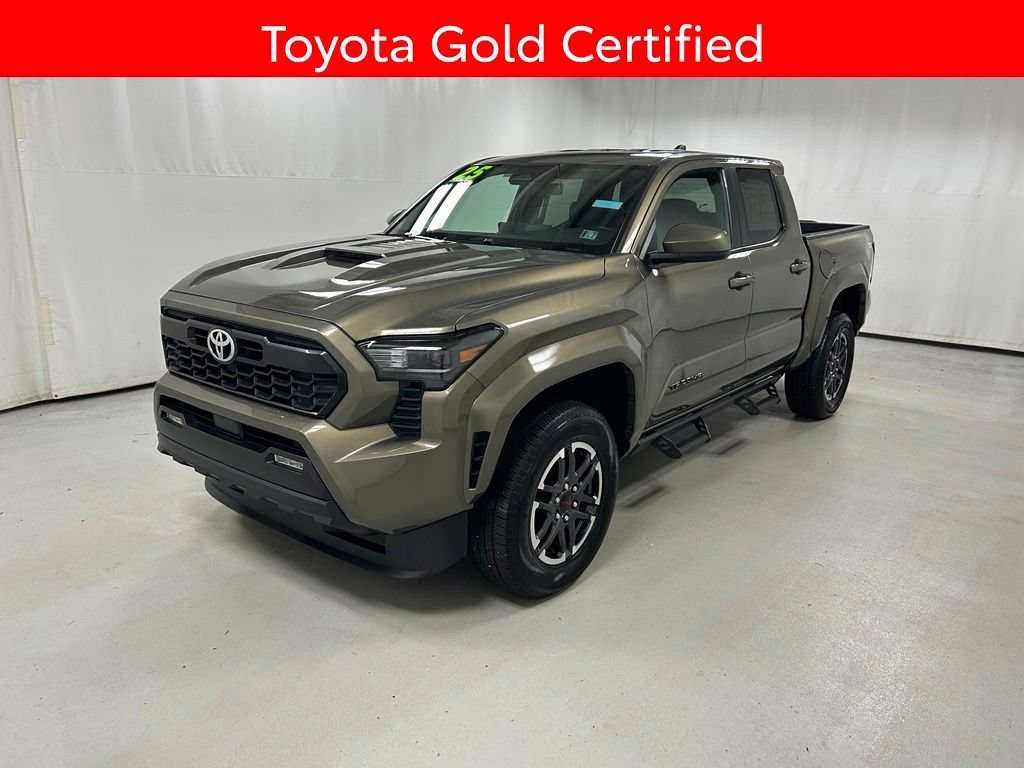Certified 2025 Toyota Tacoma TRD Sport AWD/4WD image 2