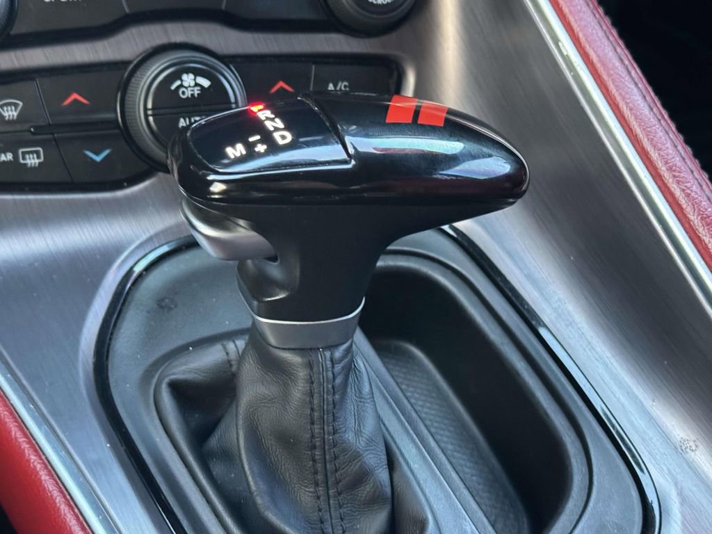 Used 2018 Dodge Challenger R/T RWD image 26