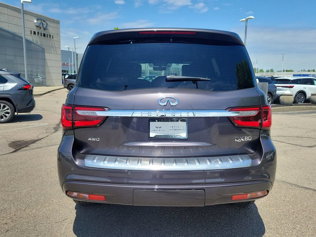 Used 2023 INFINITI QX80 Sensory w/ Cargo Package AWD/4WD image 4