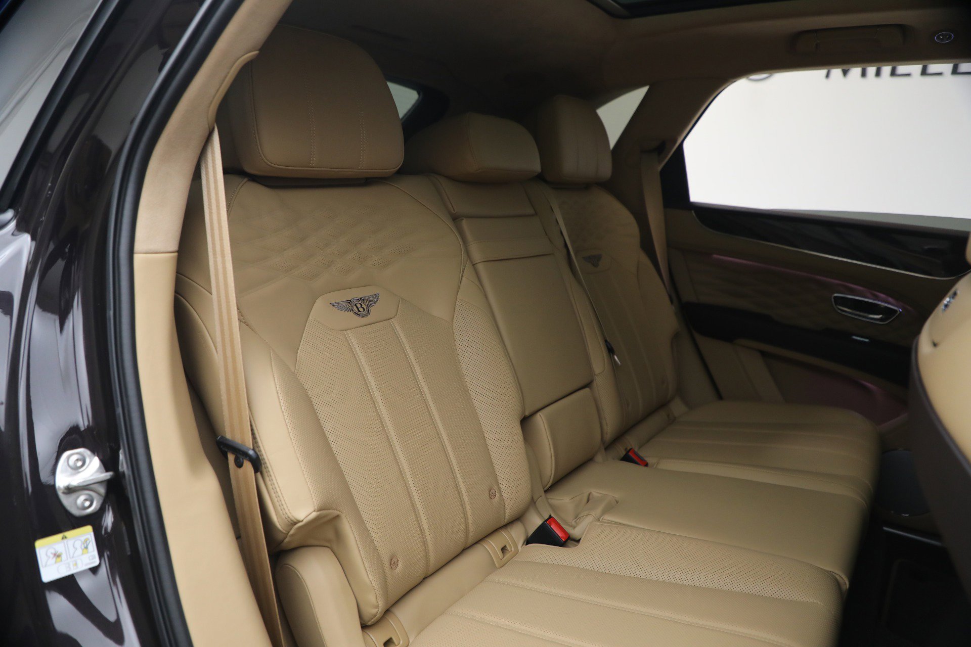 New 2026 Bentley Bentayga AWD/4WD image 31