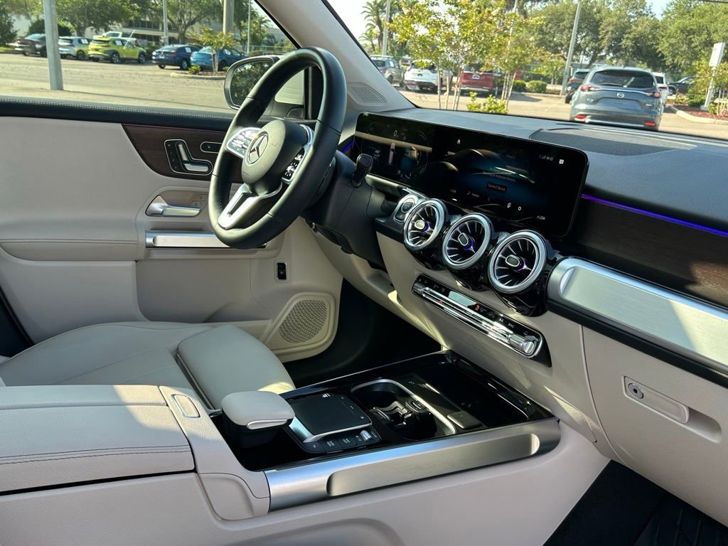 Used 2023 Mercedes-Benz GLB 250 4MATIC image 45