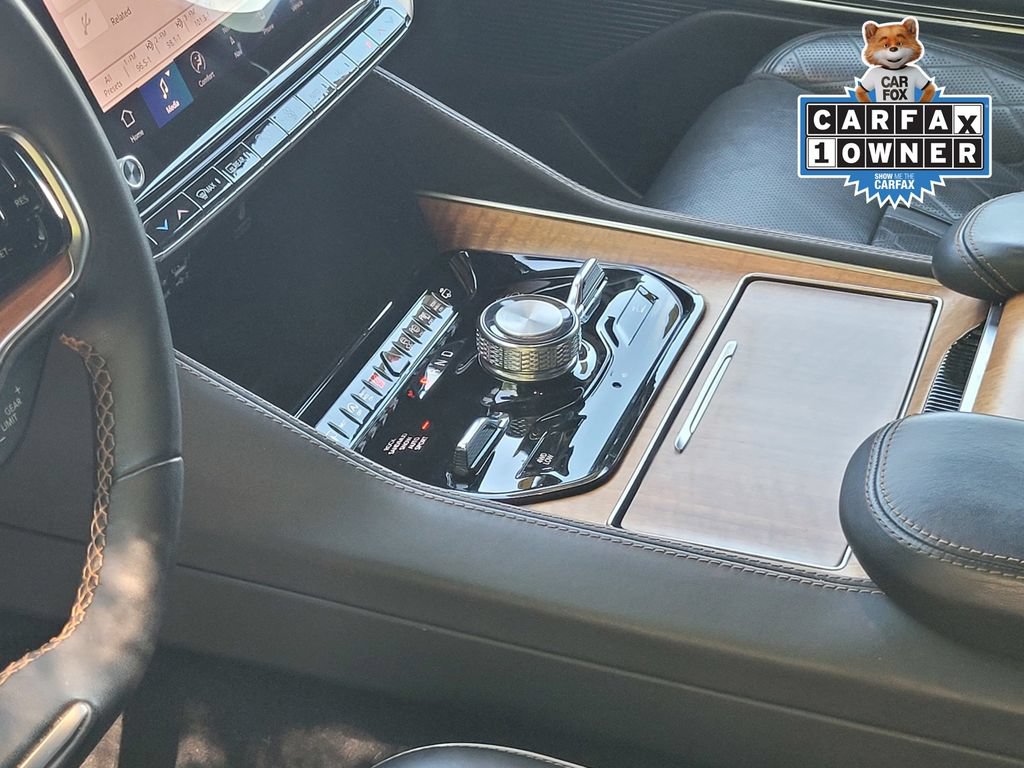 Used 2024 Jeep Grand Wagoneer L Series III AWD/4WD image 19
