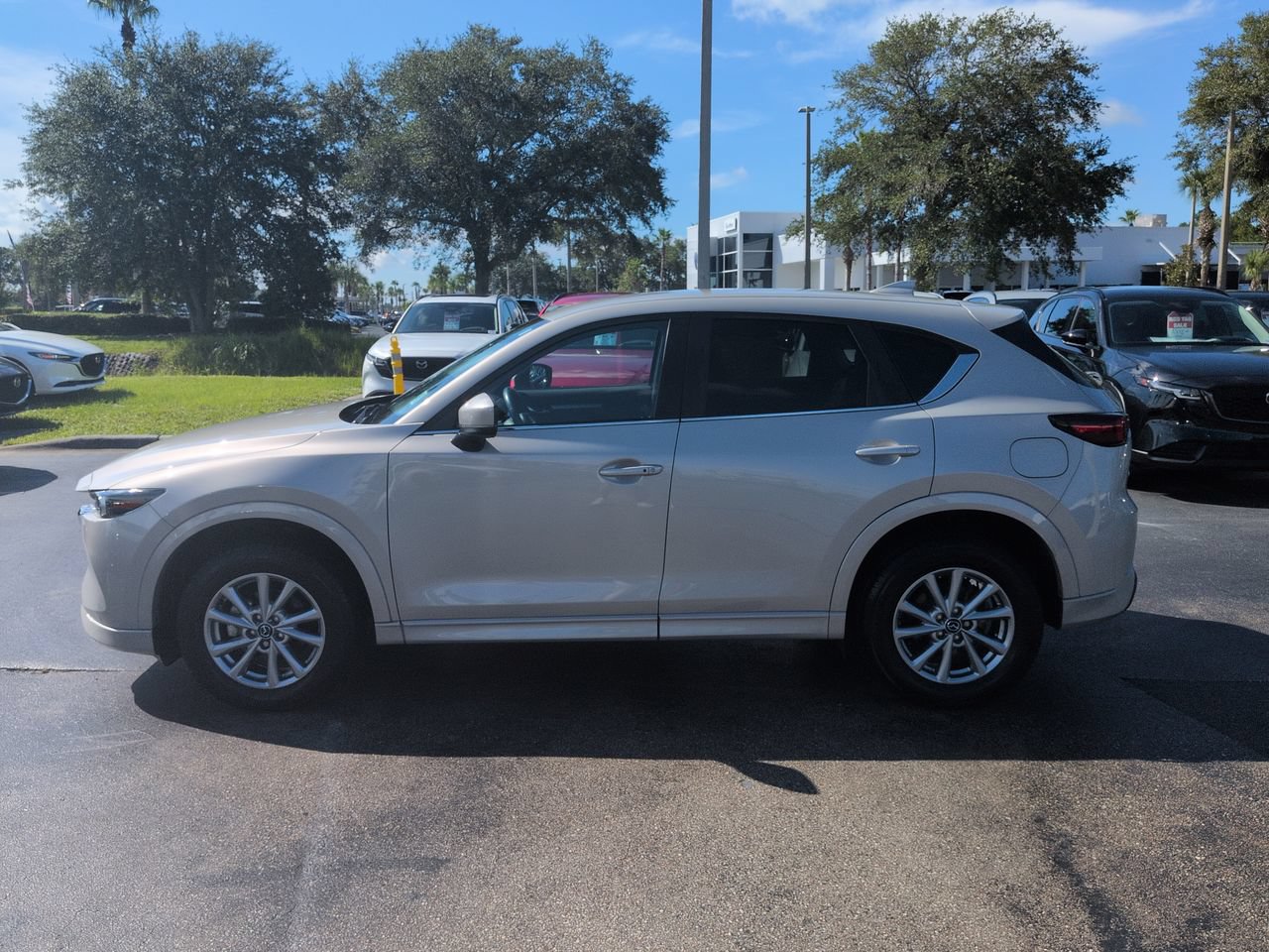 Used 2024 MAZDA CX-5 AWD 2.5 S w/ Select Package image 7