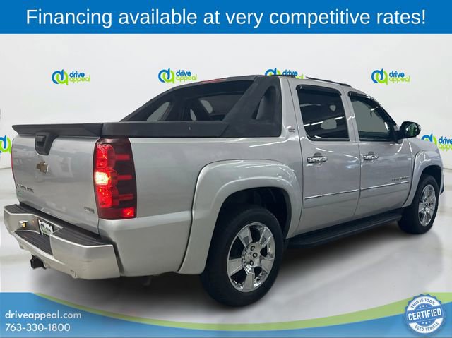 Used 2010 Chevrolet Avalanche LTZ image 5