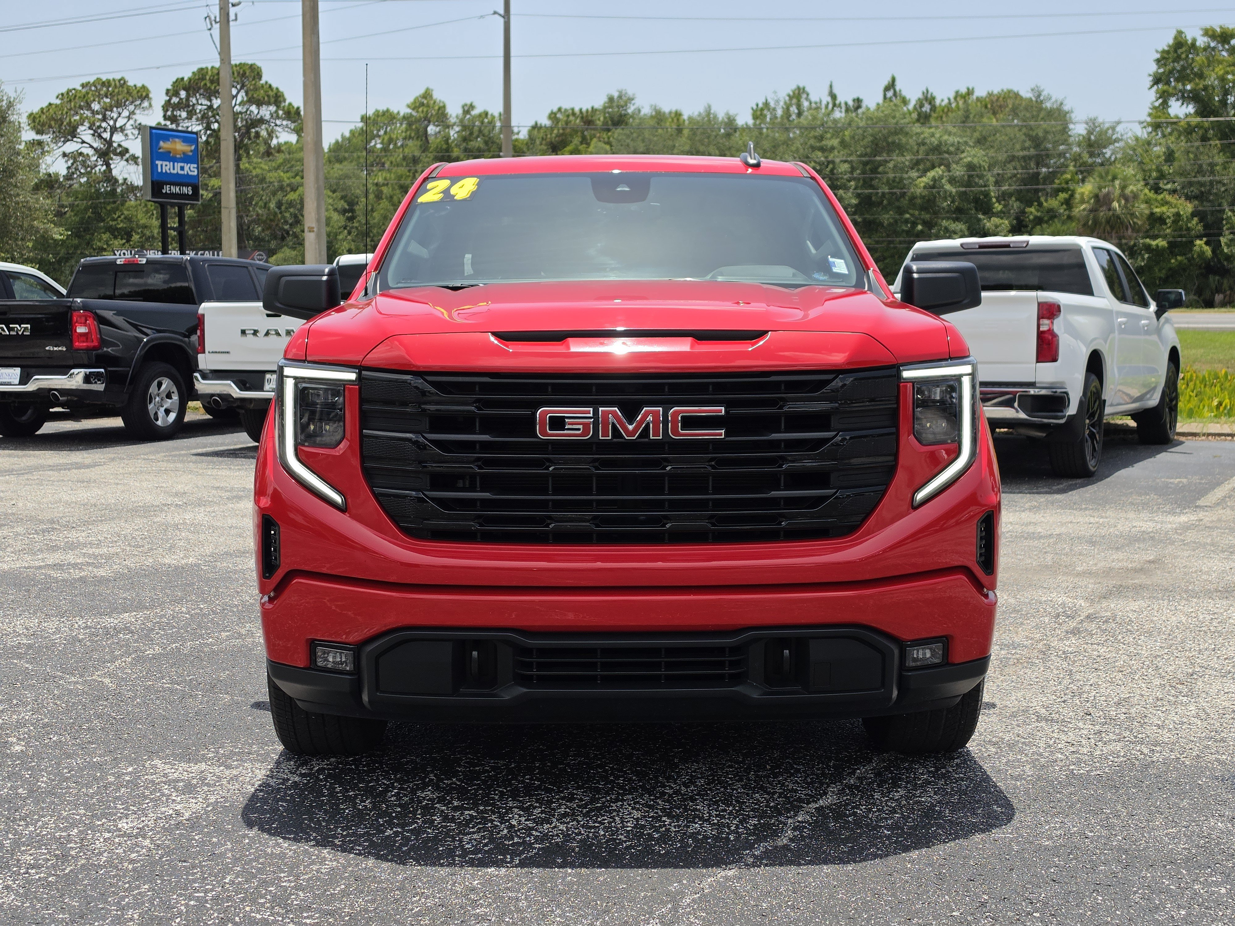 Certified 2024 GMC Sierra 1500 Elevation RWD image 12
