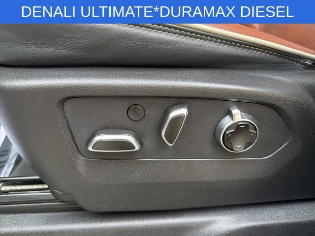 Used 2024 GMC Sierra 3500 Denali Ultimate image 29