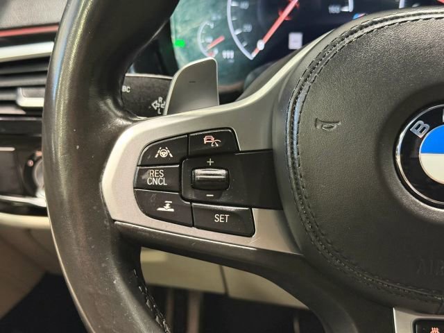 Used 2019 BMW M550i xDrive w/ Dynamic Handling Package image 16