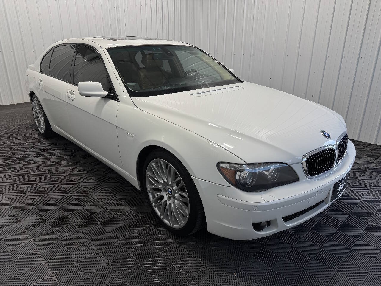 Used 2008 BMW 750Li RWD image 2