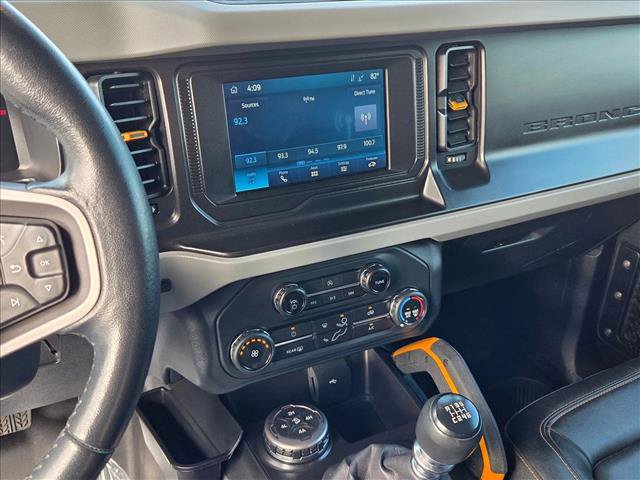 Used 2022 Ford Bronco Badlands image 14