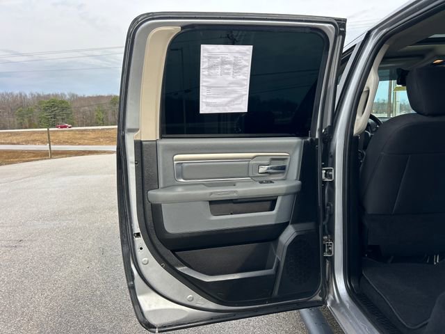 Used 2019 RAM 1500 Classic Warlock image 45