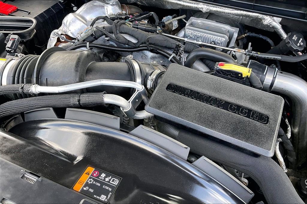 Used 2023 Chevrolet Silverado 3500 High Country w/ Z71 Off-Road Package AWD/4WD image 32