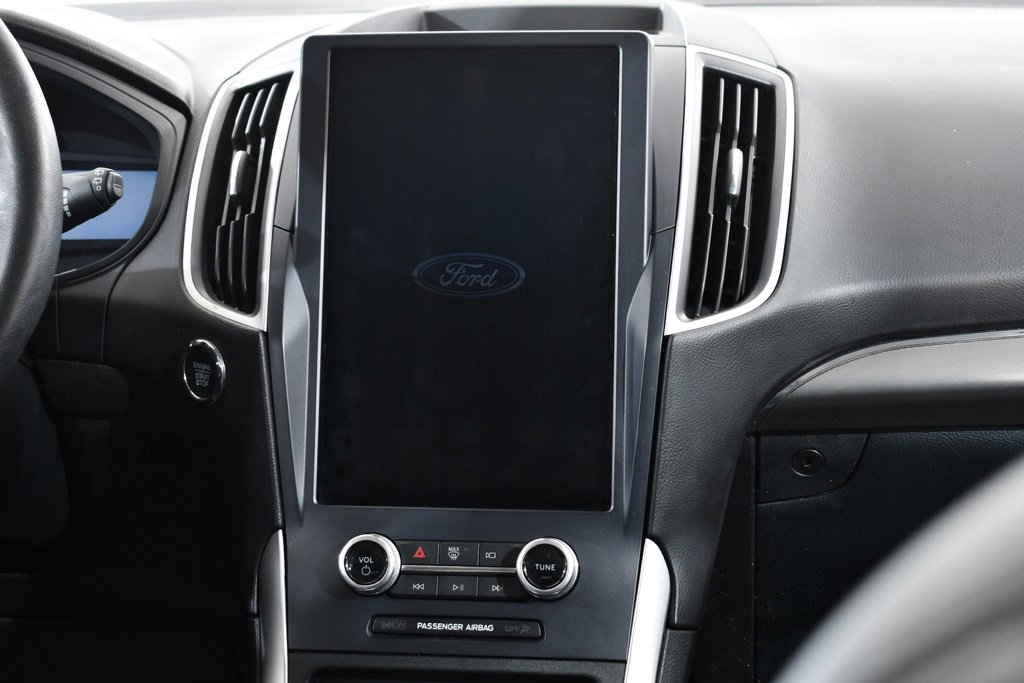 Used 2022 Ford Edge SEL w/ Convenience Package image 9