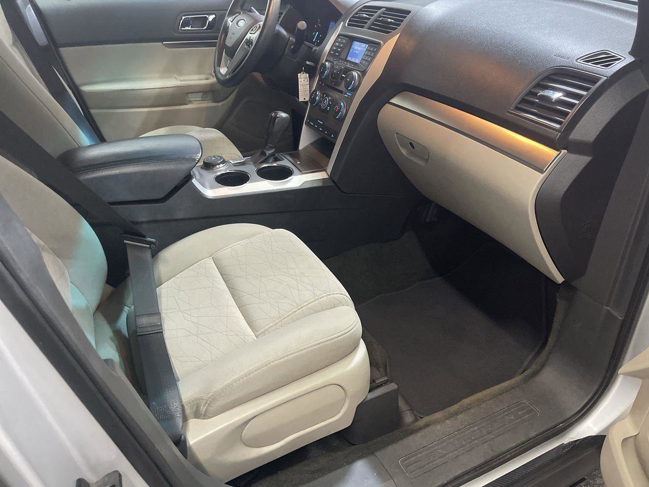 Used 2014 Ford Explorer 4WD image 23