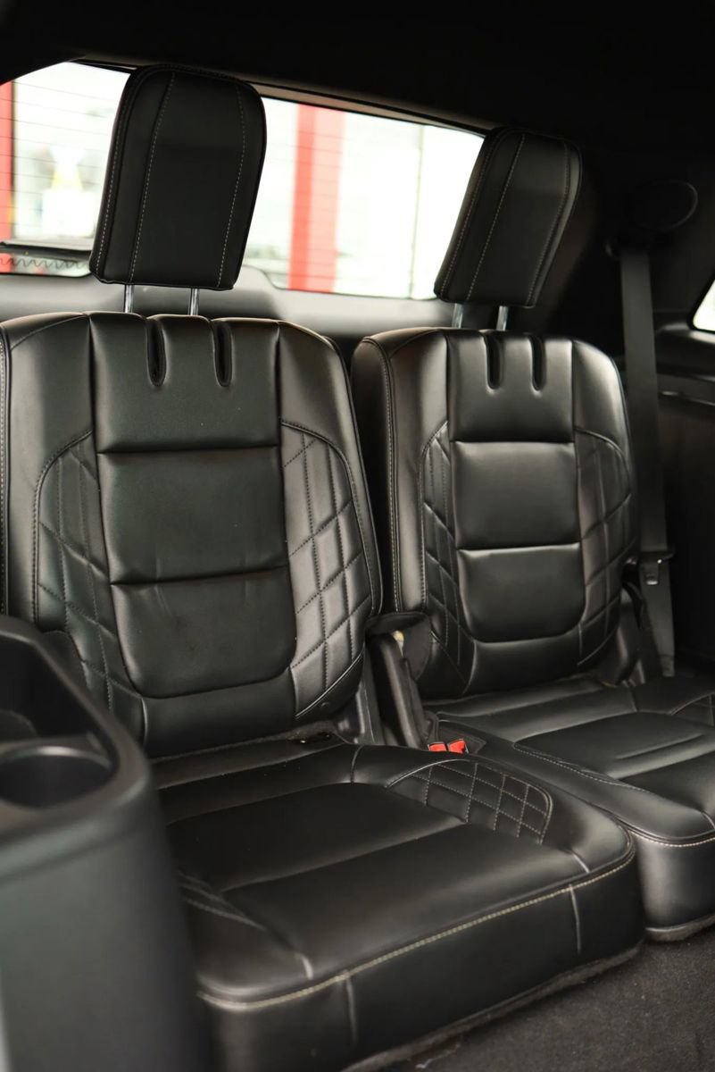 Used 2016 Ford Explorer Platinum AWD/4WD image 36