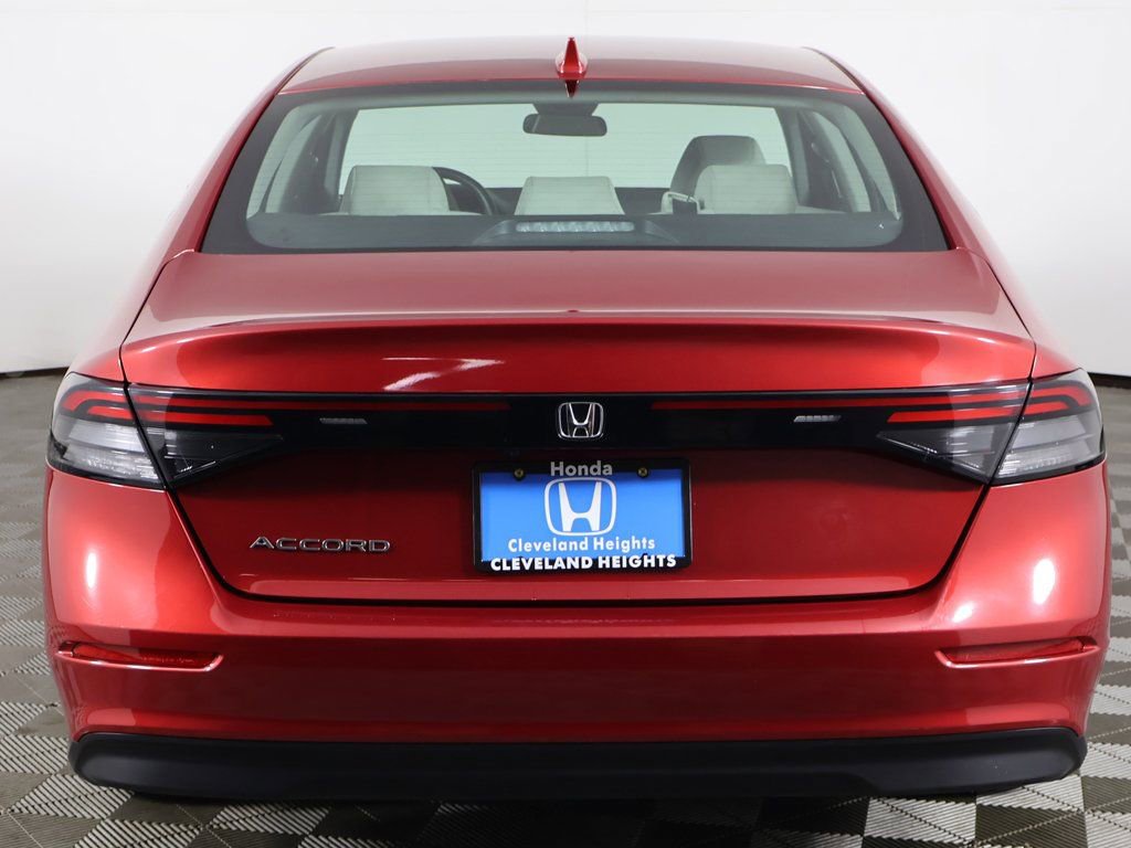 Used 2023 Honda Accord EX image 12
