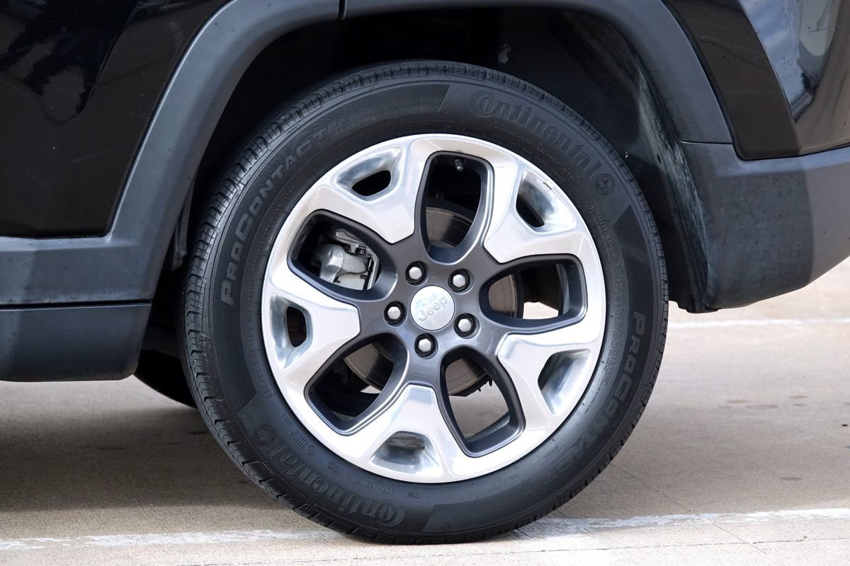 Used 2019 Jeep Compass Limited image 25