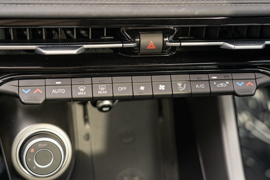 Used 2024 Alfa Romeo Tonale Ti image 25