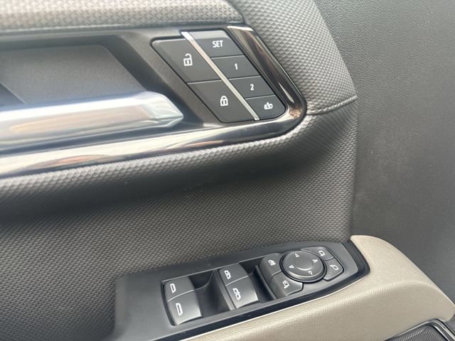 Used 2024 Chevrolet Silverado 1500 ZR2 image 24