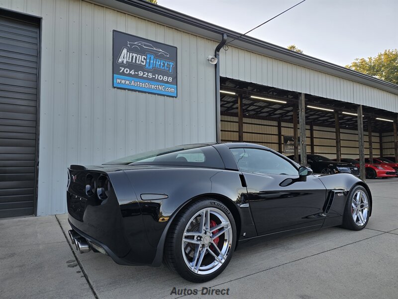 Used 2006 Chevrolet Corvette Z06 w/ Preferred Equipment Group RWD image 5