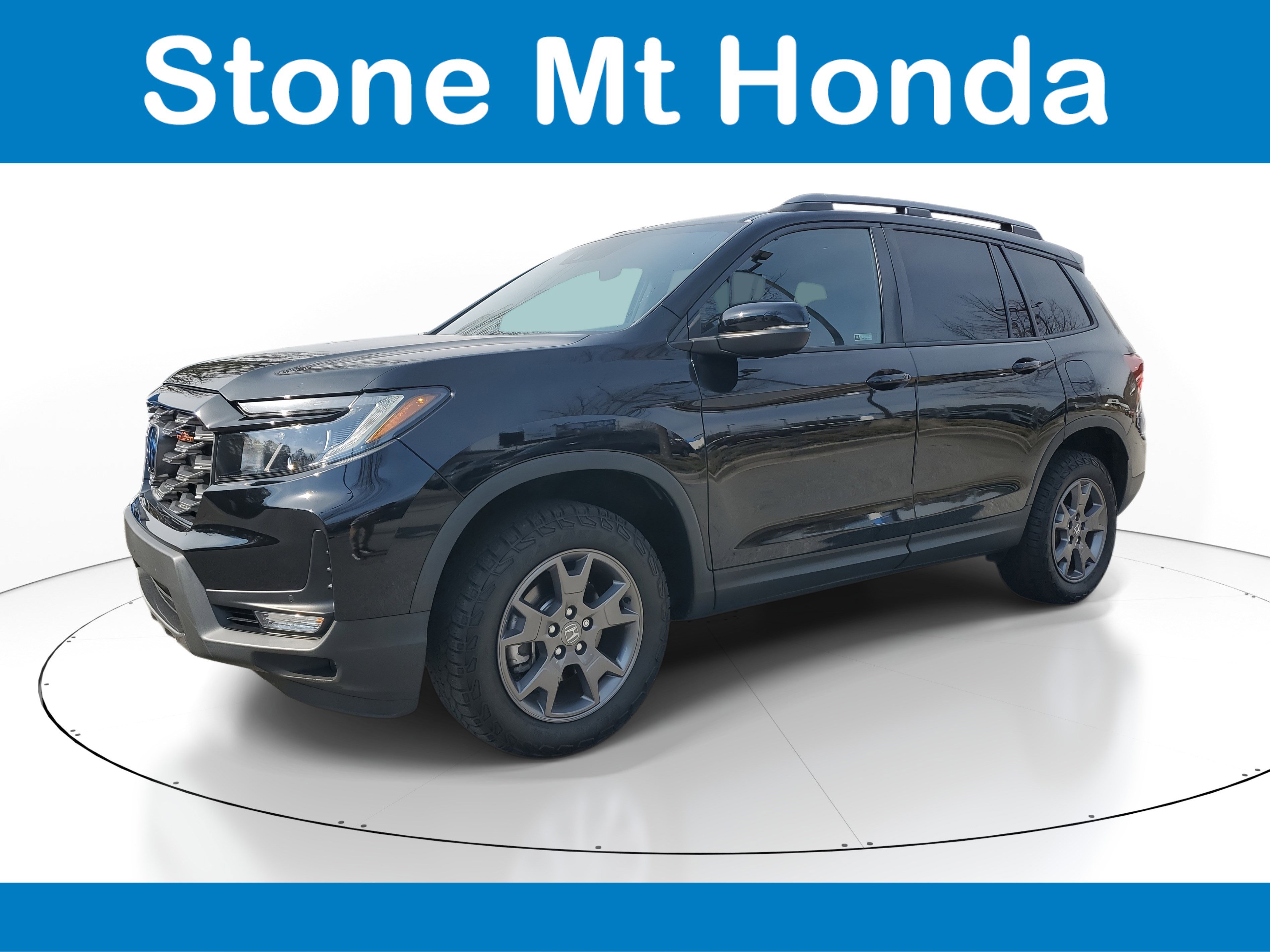 Used 2024 Honda Passport TrailSport image 3