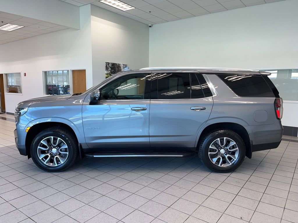 Used 2022 Chevrolet Tahoe LT w/ Luxury Package AWD/4WD image 6