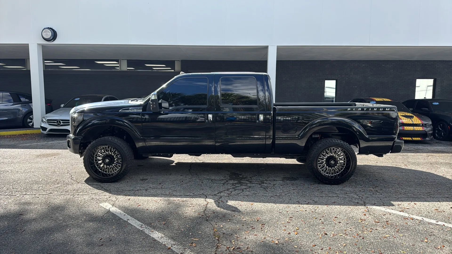 Used 2016 Ford F250 Platinum w/ FX4 Off-Road Package image 4