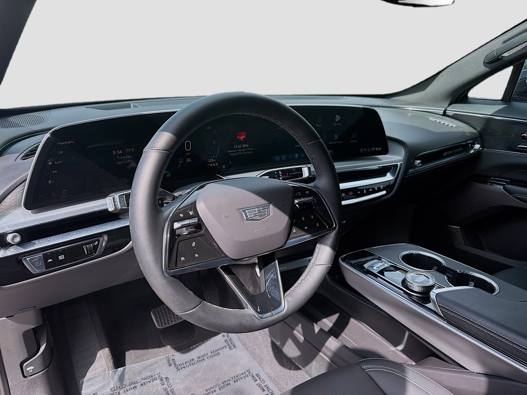 Used 2024 Cadillac Lyriq Luxury image 9