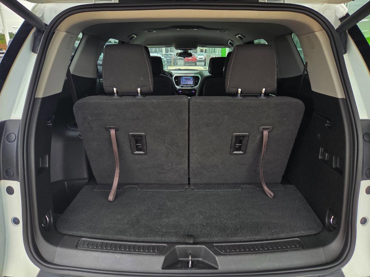 Used 2018 GMC Acadia SLE w/ LPO, Floor Liner Package image 11