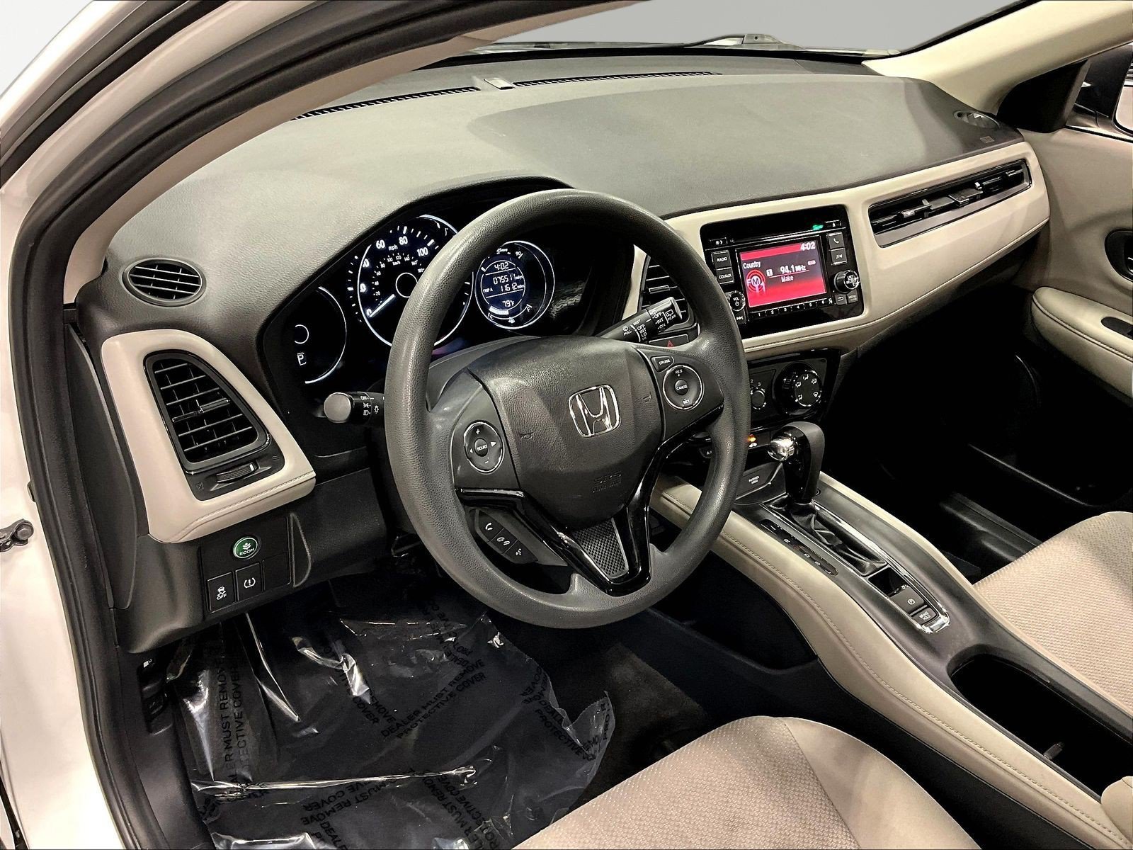 Used 2017 Honda HR-V LX image 17