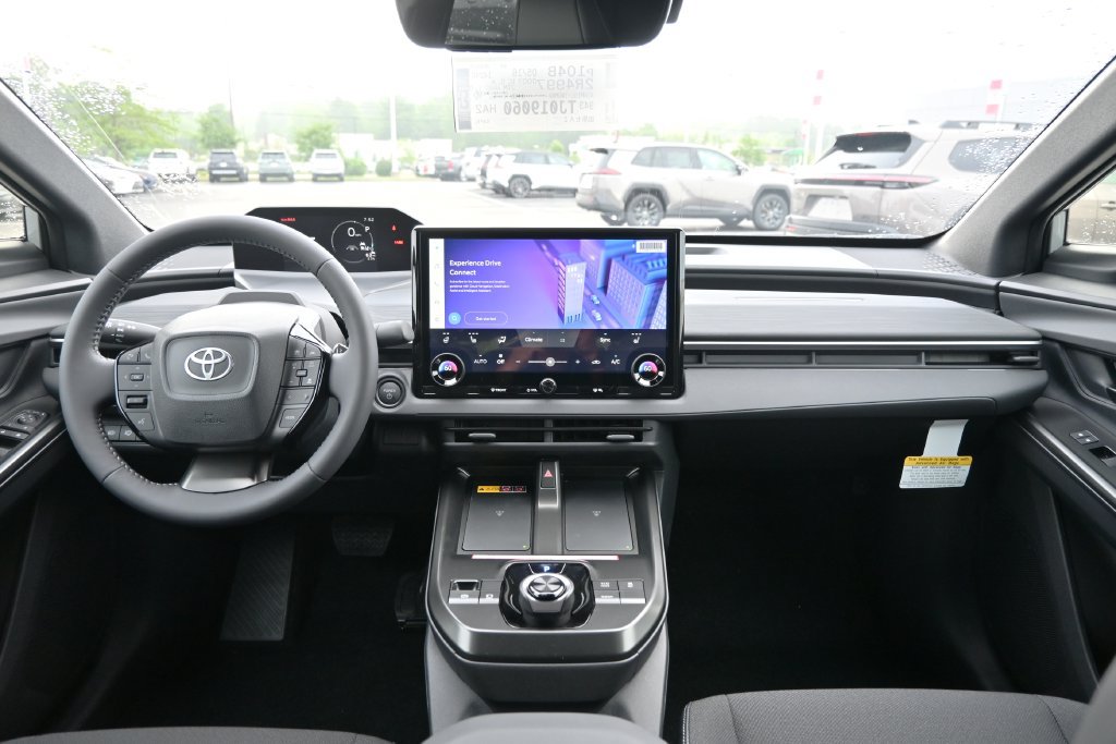 New 2026 Toyota C-HR AWD/4WD image 18