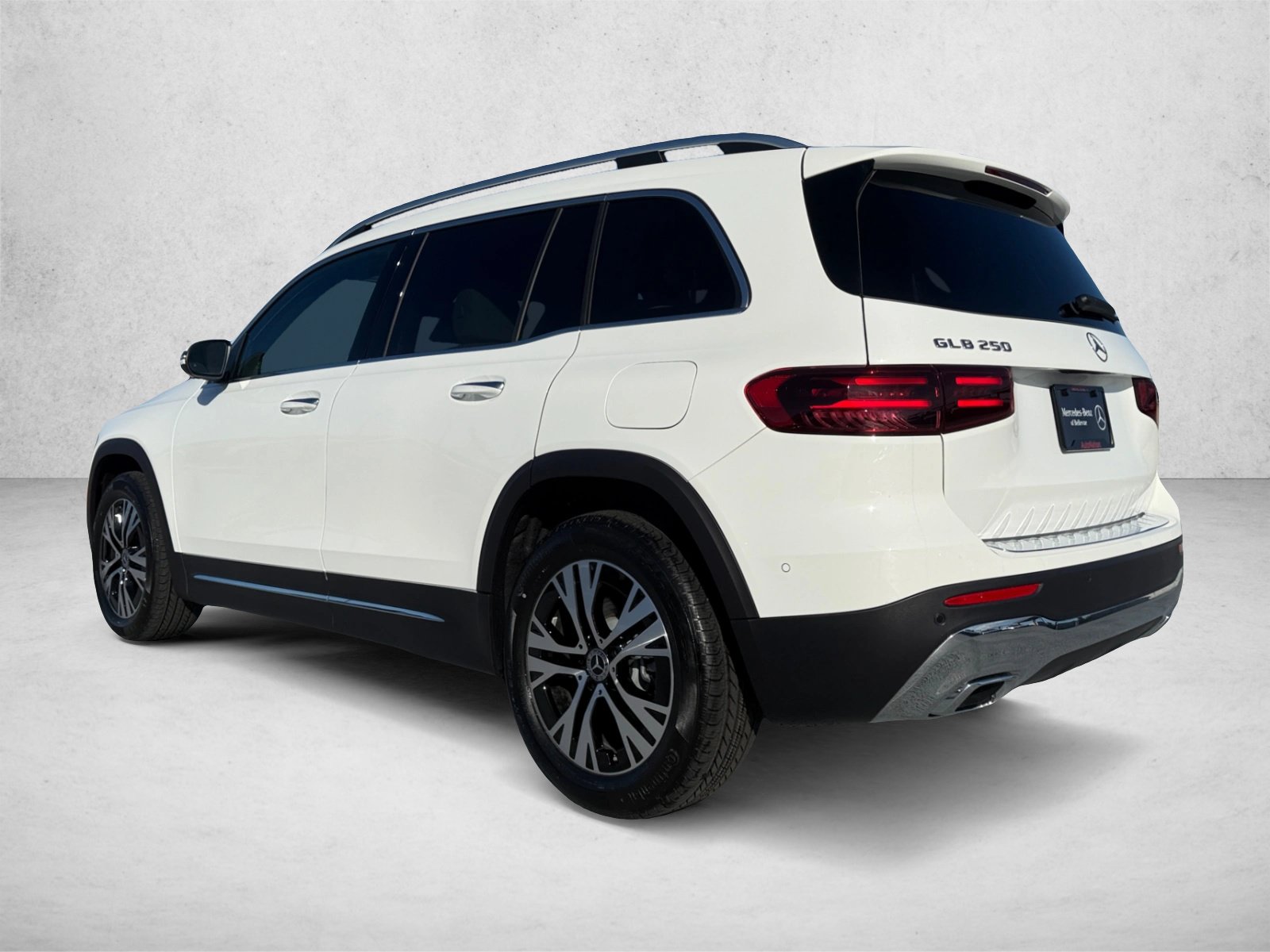 New 2026 Mercedes-Benz GLB 250 4MATIC image 7