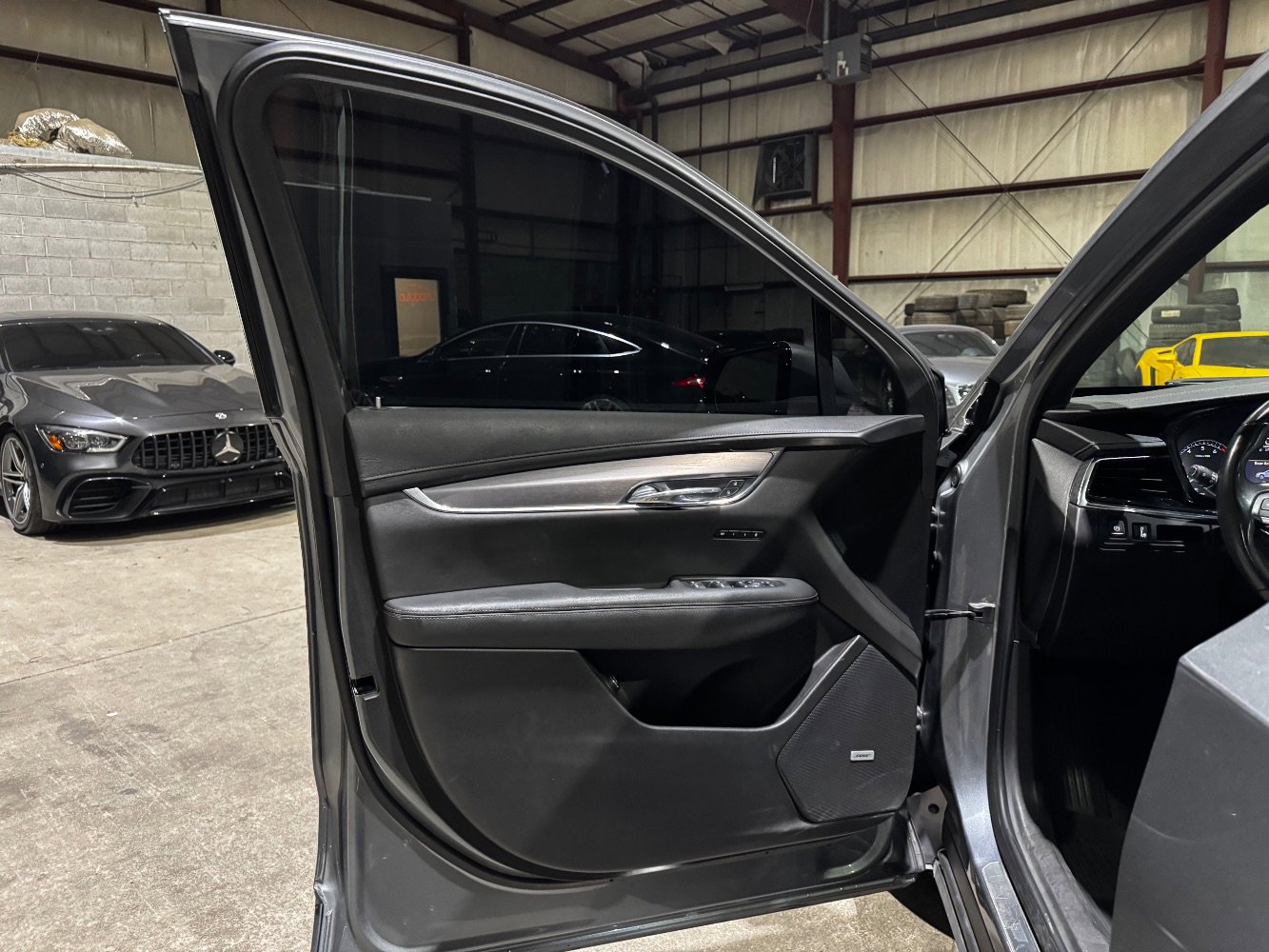 Used 2022 Cadillac XT6 Luxury AWD/4WD image 11