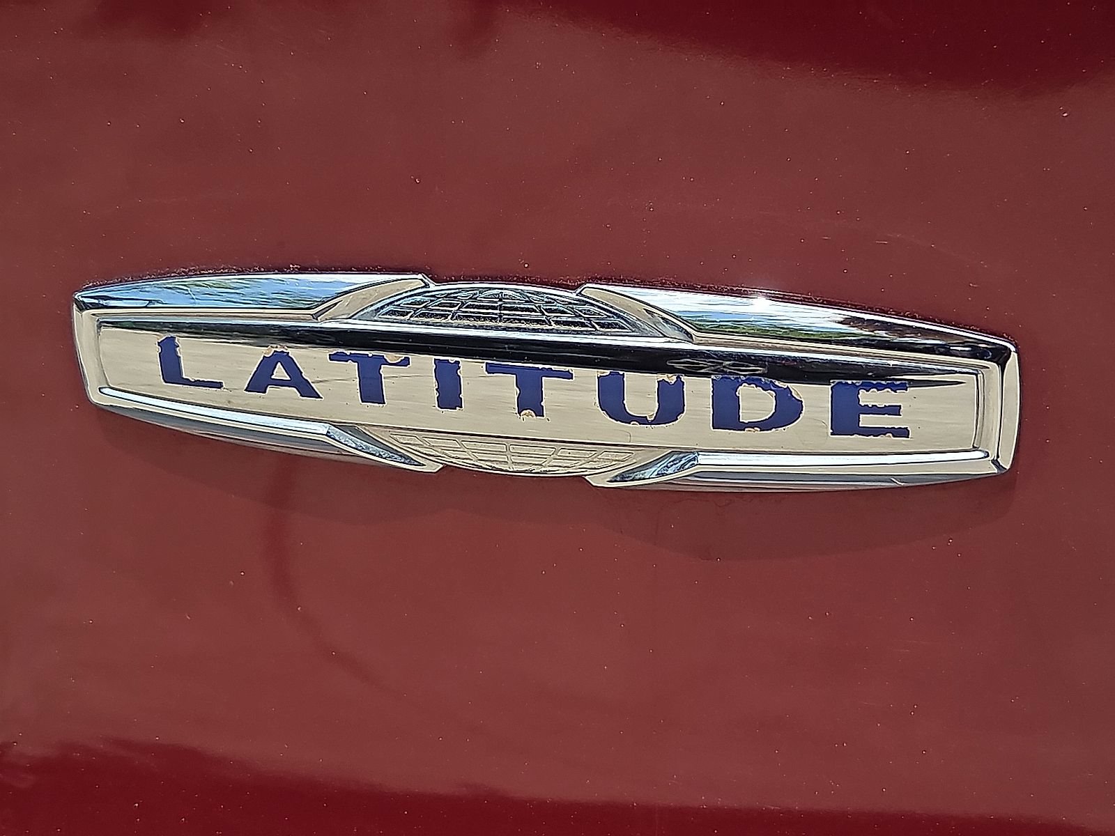Used 2019 Jeep Cherokee Latitude Plus w/ Comfort/Convenience Group FWD image 9
