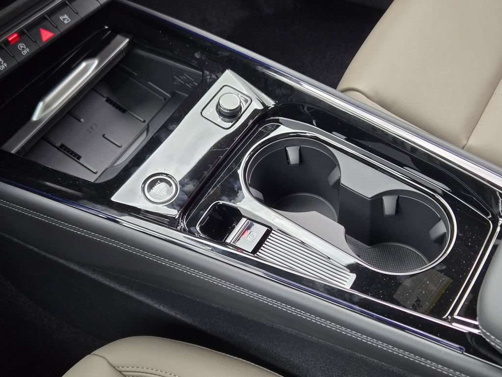 New 2026 Audi Q3 quattro 2.0T AWD/4WD image 25