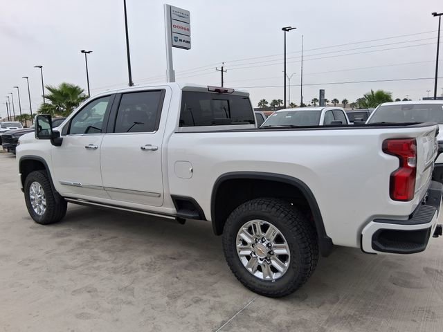 Used 2024 Chevrolet Silverado 2500 High Country w/ Technology Package AWD/4WD image 5