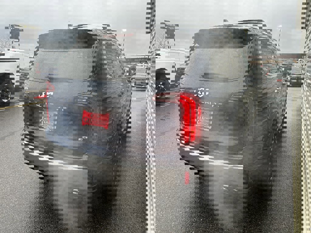 New 2025 Kia Telluride S image 4