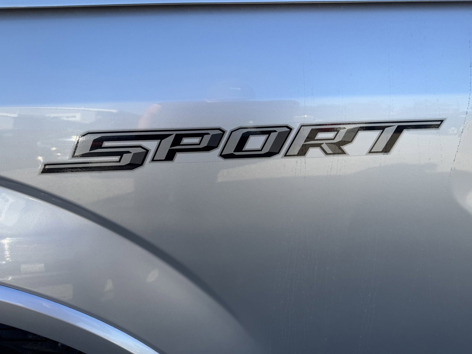 Used 2015 Ford F150 Lariat image 10