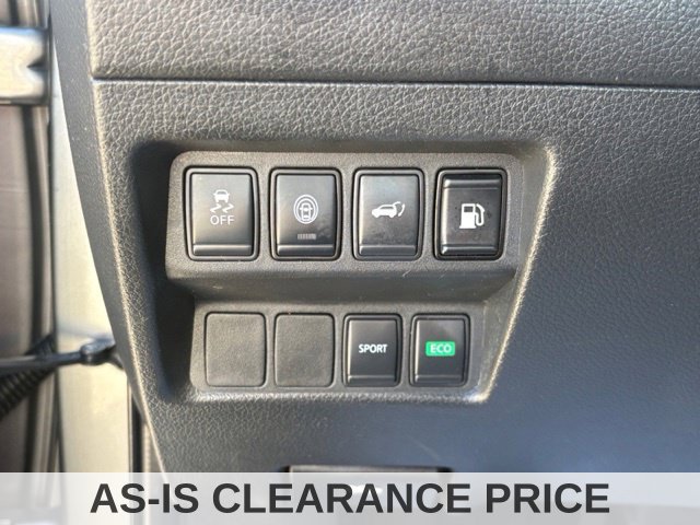 Used 2020 Nissan Rogue SV FWD image 25