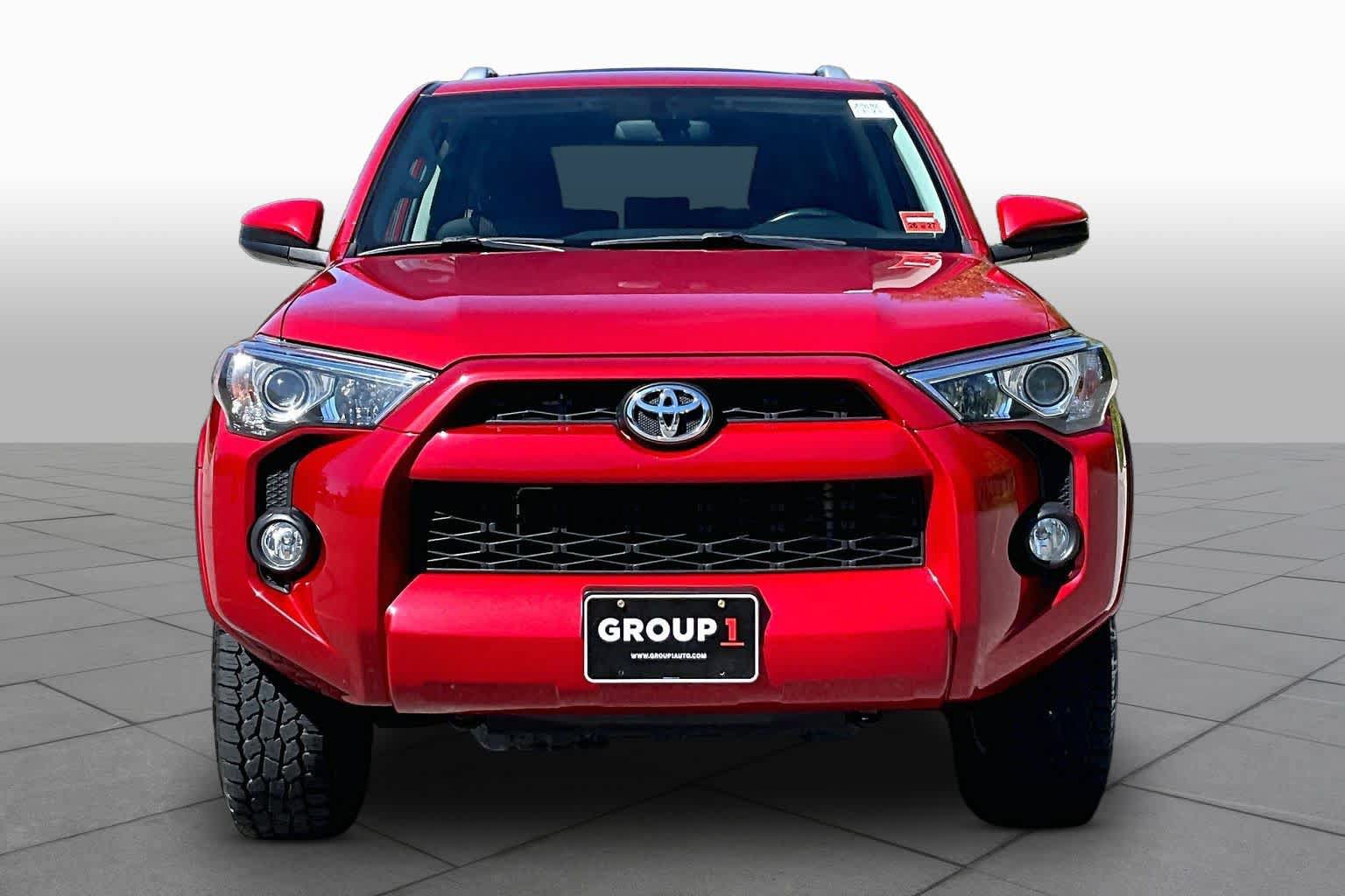 Used 2016 Toyota 4Runner SR5 AWD/4WD image 4