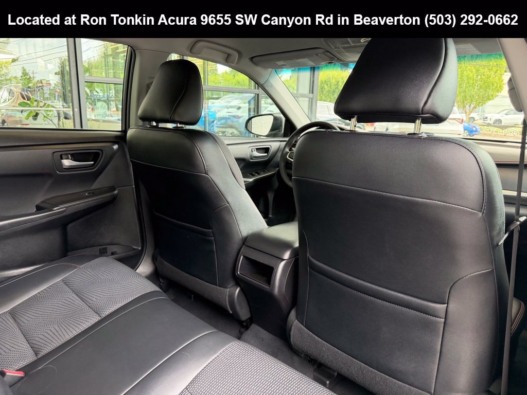Used 2016 Toyota Camry SE FWD image 28